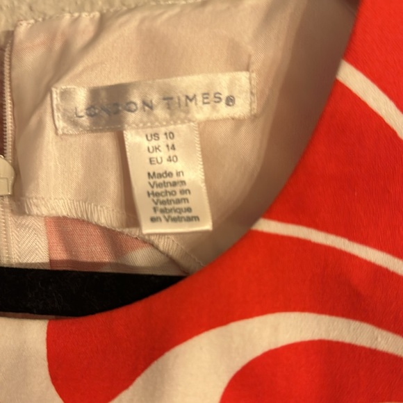 London Times flowered red and white sheets dress - Picture 3 of 4